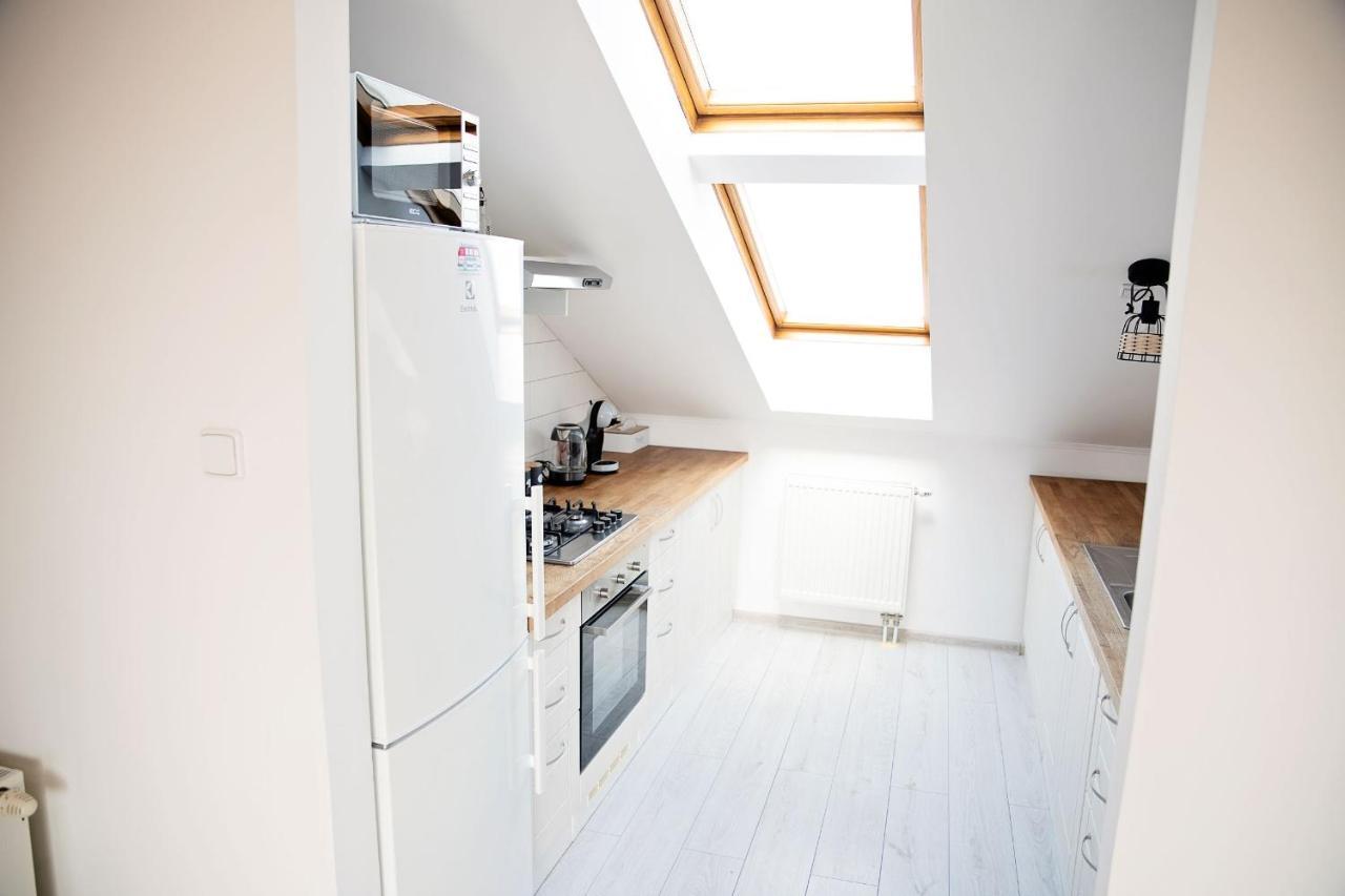 Cozy Modern Apartment In The Old Town - Hlavna Street Кошице Екстер'єр фото