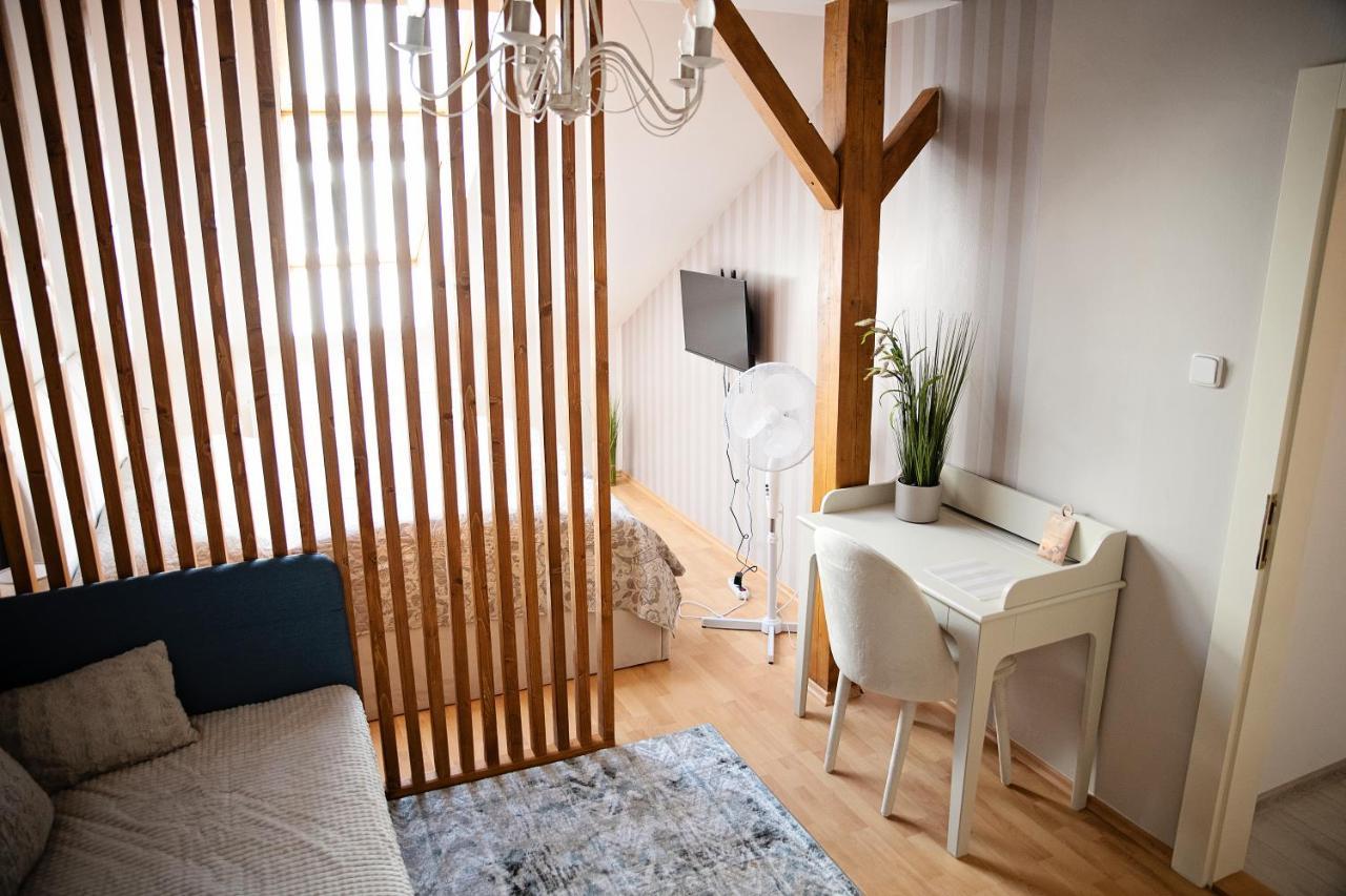 Cozy Modern Apartment In The Old Town - Hlavna Street Кошице Екстер'єр фото